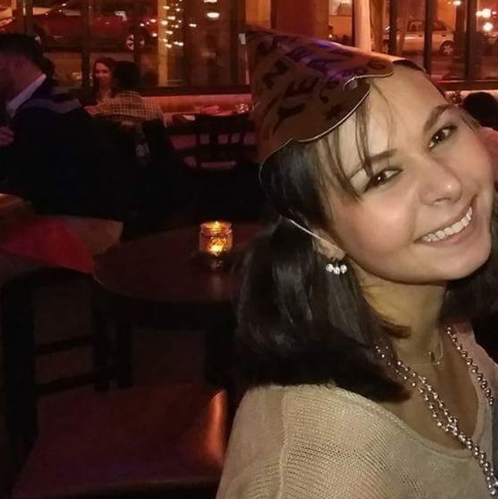 Meet your Posher, Jillian